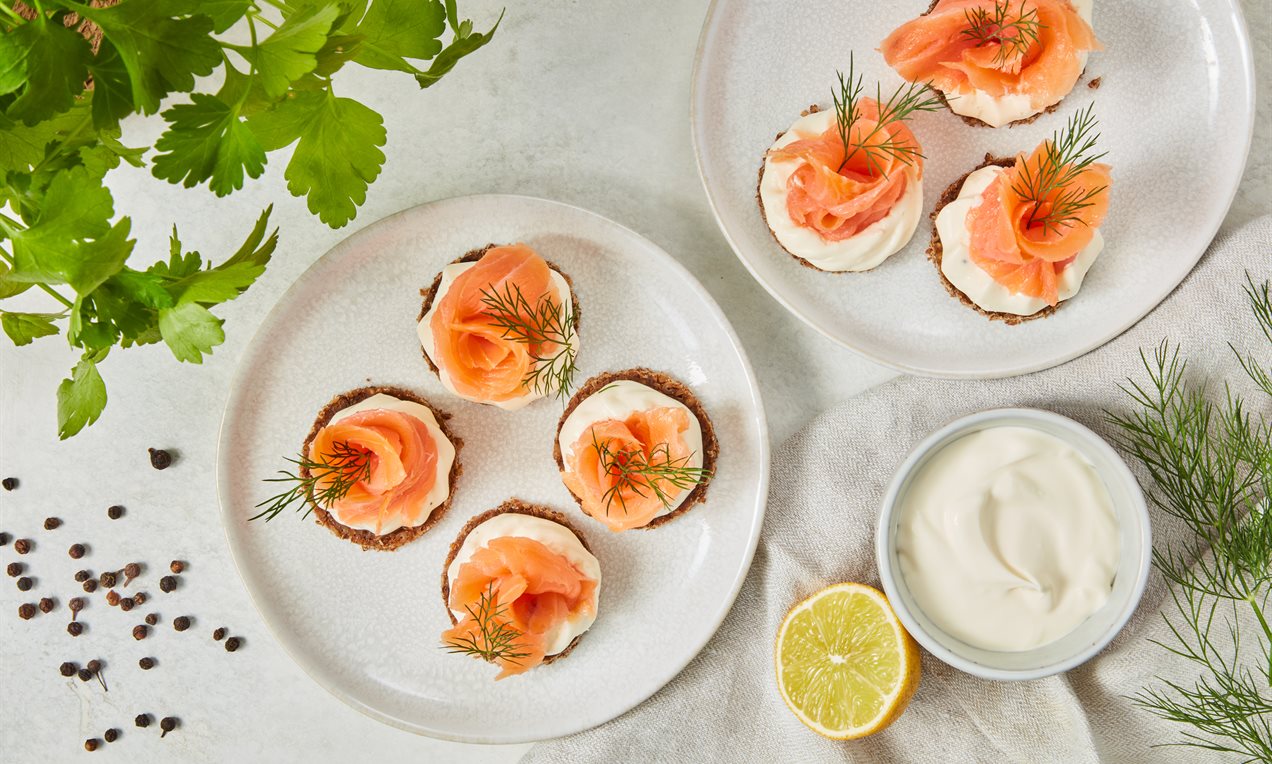 Canapés mit Lachs Rezept | Dr. Oetker