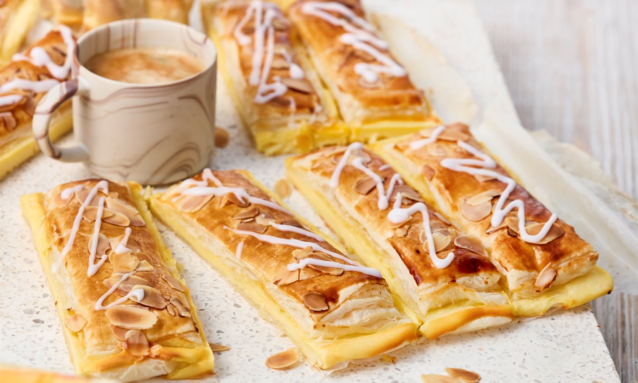 blätterteig mit obst und pudding