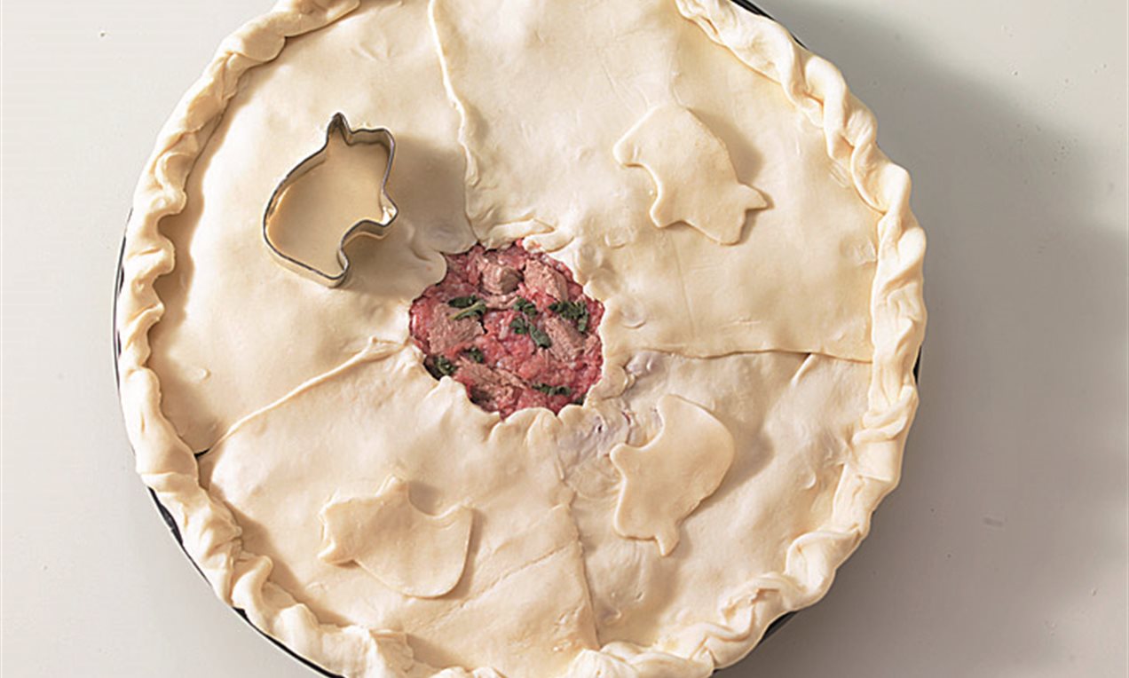 Picture - Pork Pie Handling