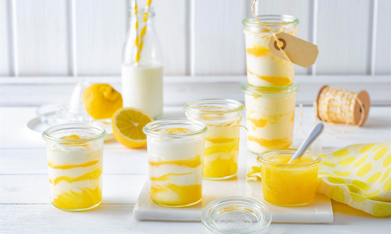 Lemon-Curd-Mousse Rezept | Dr. Oetker