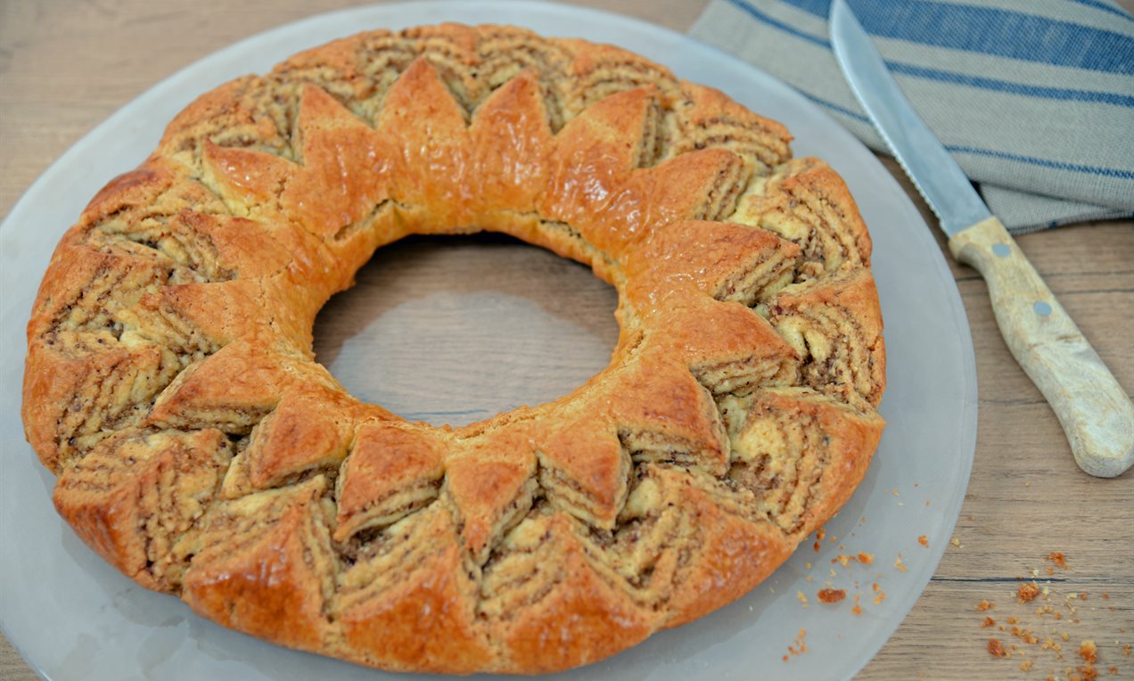 Nusskranz Rezept | Dr. Oetker Nusskranz Rezept | Dr. Oetker