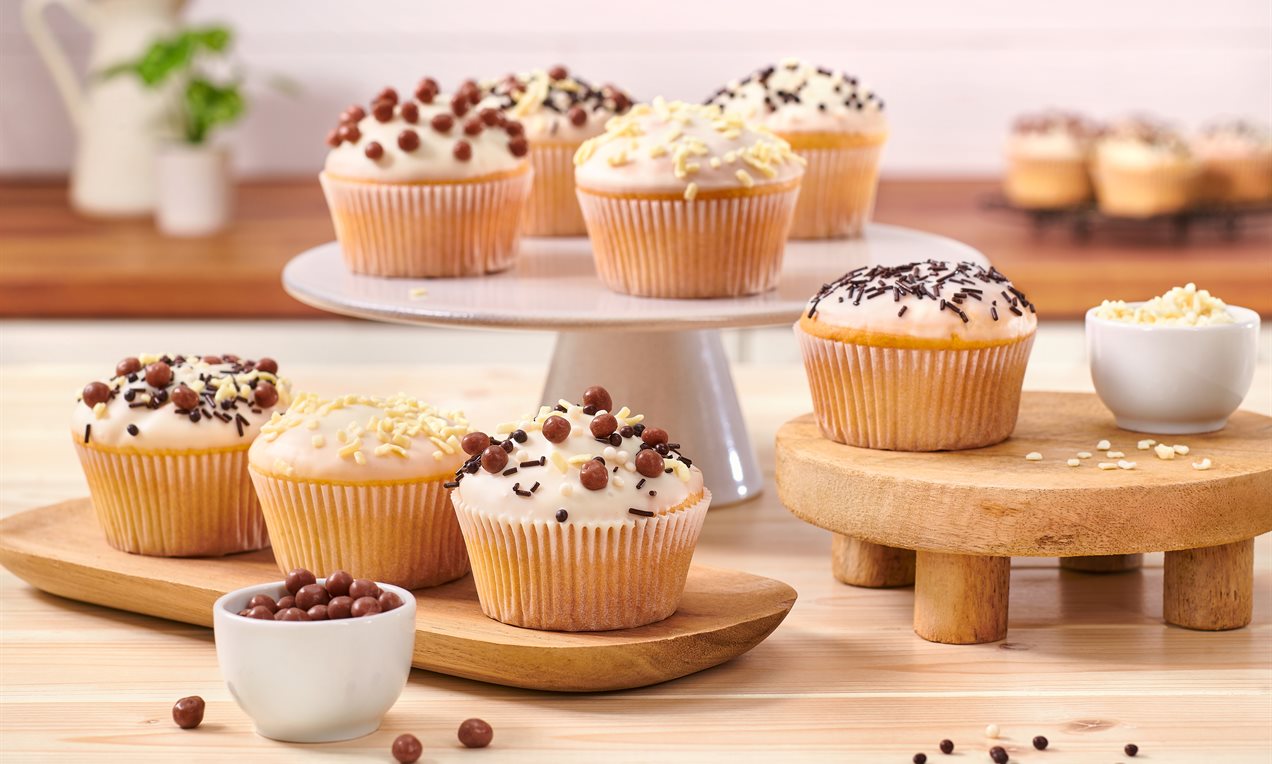 Muffins mit weißer Glasur Rezept | Dr. Oetker