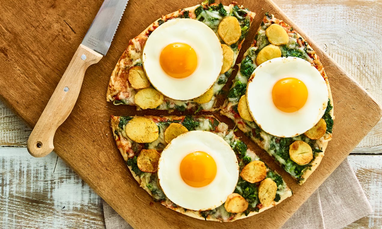 Pizza mit Ei Rezept Dr. Oetker