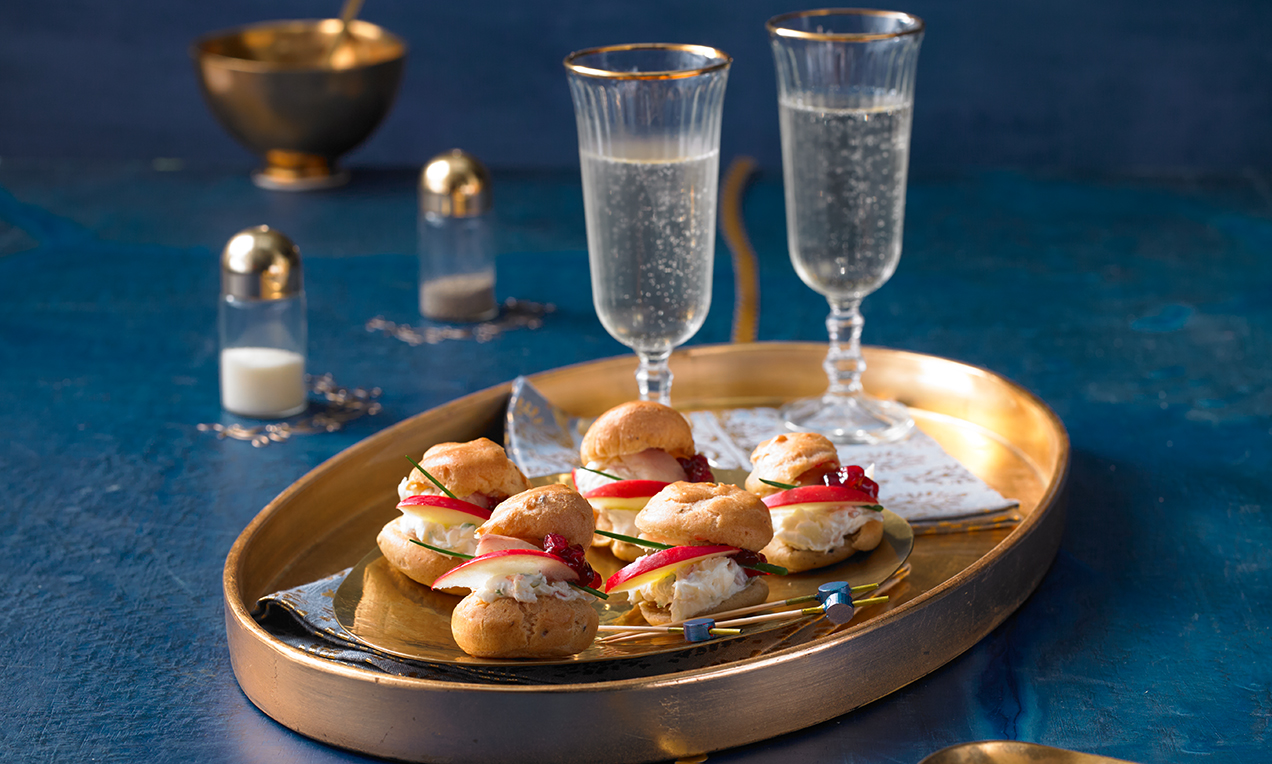 Profiteroles mit Forellencreme Rezept | Dr. Oetker