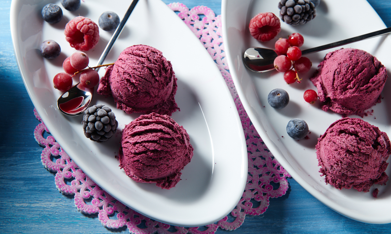 Beeren-Eis mit Joghurt Rezept | Dr. Oetker